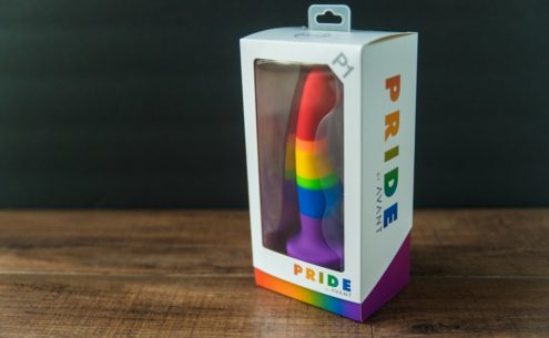avant_pride_p1_dildo_rainbow_dildo_review (1)