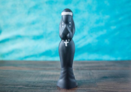 Hole Punch Mother Interior Silicone Dildo Review