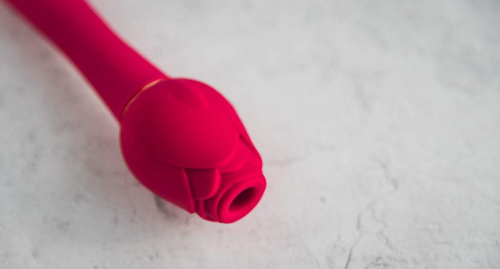 Sohimi Rose Queen Vibrator review. A top-down view of the hollow tip that makes for the air suction pleasure.